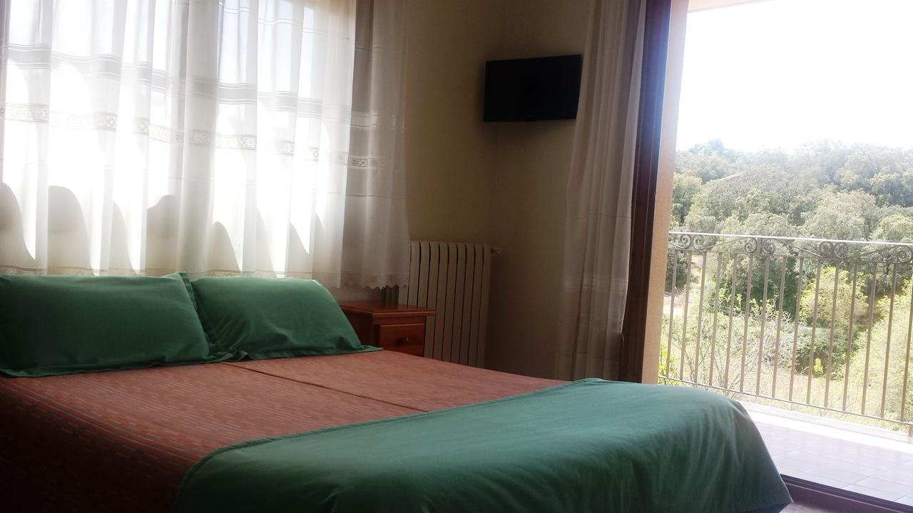 Hostal Rural Casa Castro Alberuela de la Liena Luaran gambar